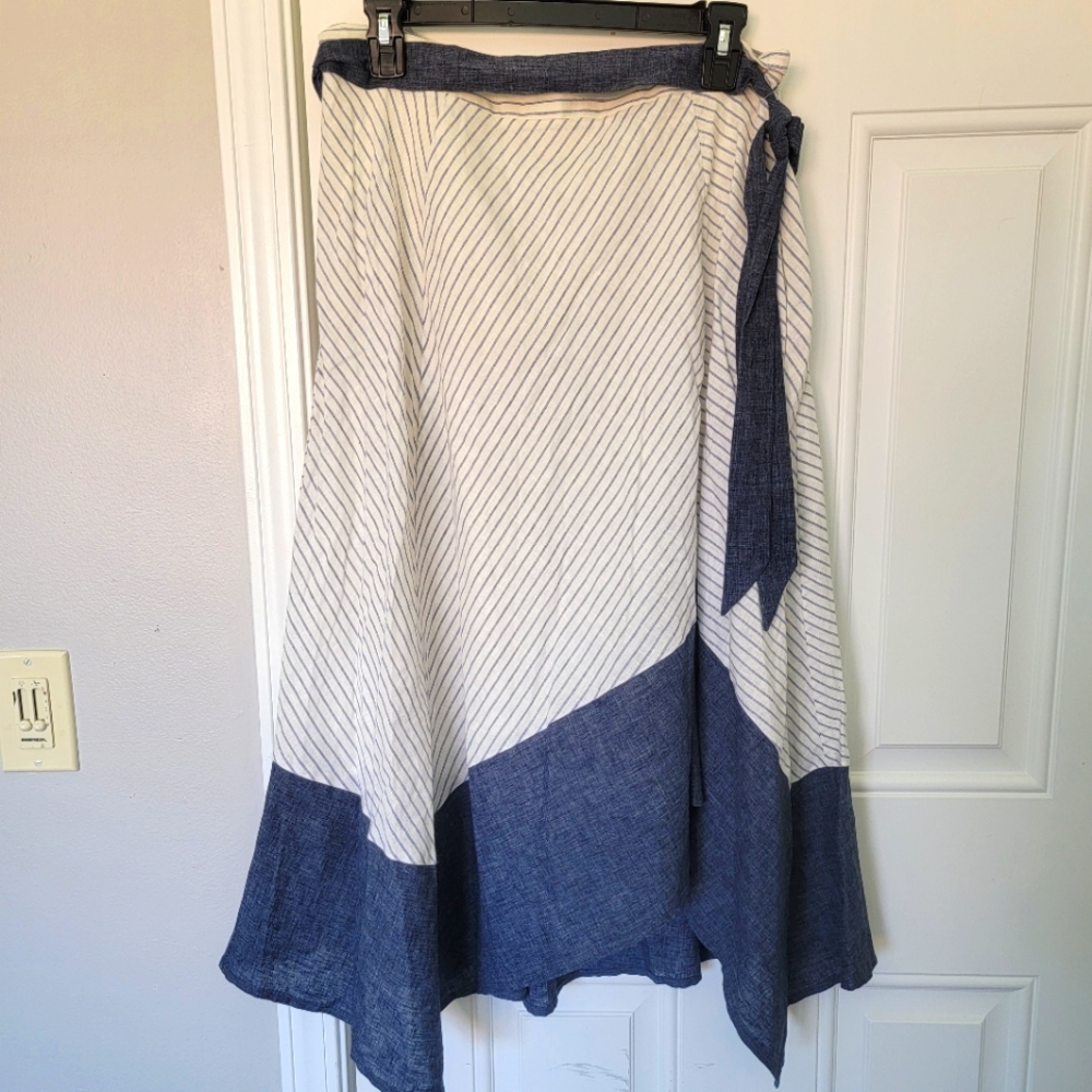 DKNY Linen Blend Ruffled Tie Waist Denim Blue White Striped Skirt Size 8